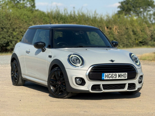 MINI Hatch  1.5 Cooper Sport Steptronic Euro 6 (s/s) 3dr