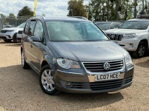 Volkswagen Touran  2.0 TDI Sport DSG 5dr (7 Seats)