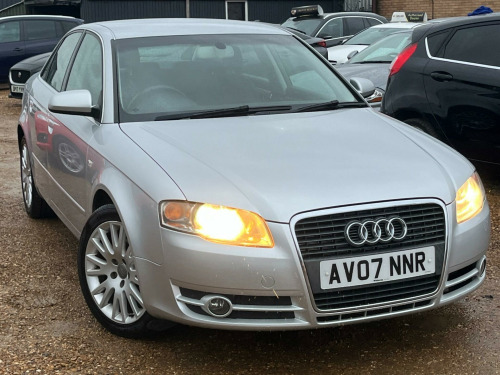 Audi A4  2.0 TDI SE CVT 4dr 