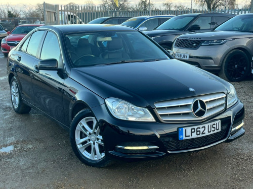 Mercedes-Benz C-Class C220 2.1 C220 CDI BlueEfficiency Executive SE Euro 5 (s/s) 4dr 