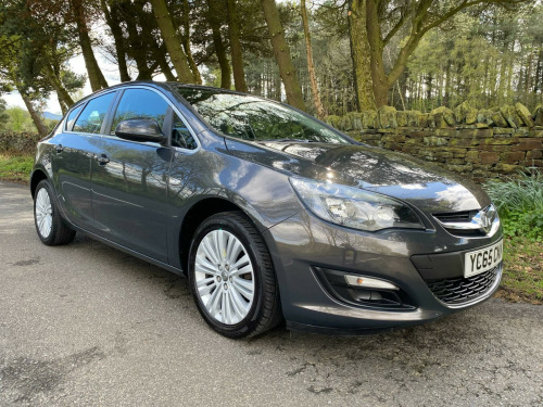 Vauxhall Astra  1.4i Excite Euro 6 5dr