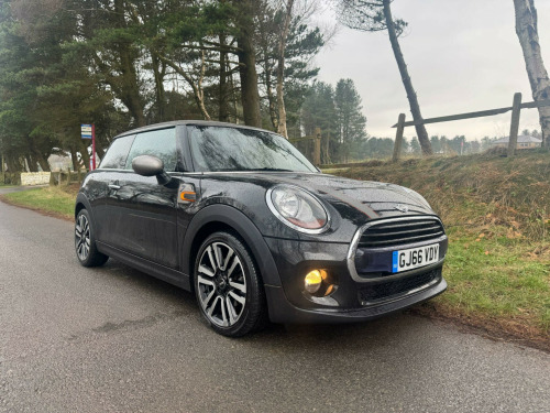 MINI Hatch  1.5 Cooper Seven Euro 6 (s/s) 3dr