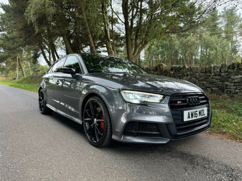 Audi S3  2.0 TFSI Black Edition Sportback S Tronic quattro Euro 6 (s/s) 5dr