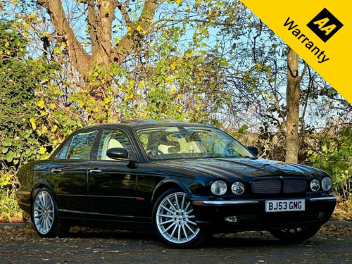 Jaguar XJR  4.2 V8 Saloon 4dr Petrol Automatic (299 g/km, 400 