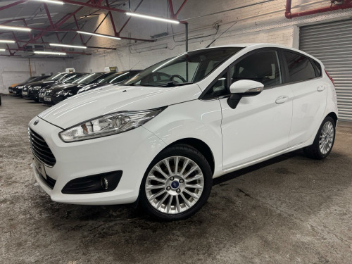 Ford Fiesta  1.0 Titanium Euro 5 (s/s) 5dr