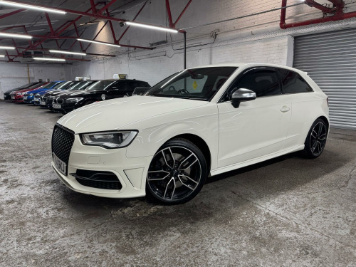 Audi S3  2.0 TFSI S Tronic quattro Euro 6 (s/s) 3dr