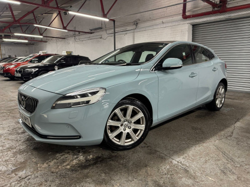 Volvo V40  2.0 T2 Inscription Euro 6 (s/s) 5dr