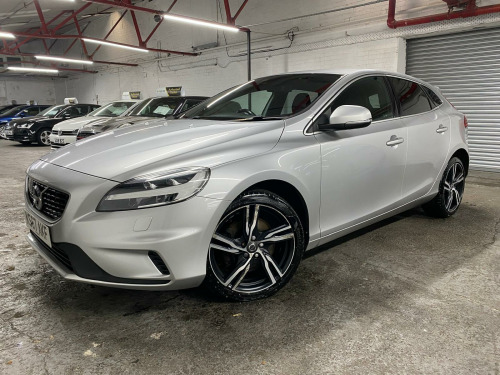 Volvo V40  2.0 D3 R-Design Pro Euro 6 (s/s) 5dr