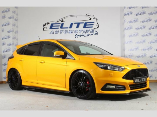 Ford Focus  2.0T EcoBoost ST-3 Hatchback 5dr Petrol Manual Eur