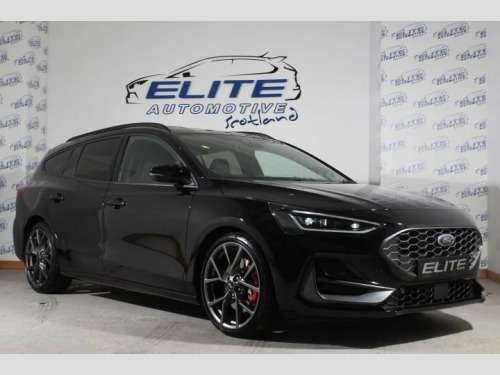 Ford Focus  2.3T EcoBoost ST Estate 5dr Petrol Auto Euro 6 (s/