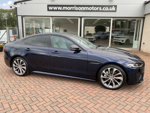 Jaguar XE  2.0 D200 R-Dynamic SE Black Auto