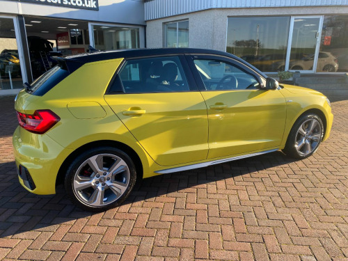 Audi A1  Sportback 40 2.0T FSi S-Line Competition Auto