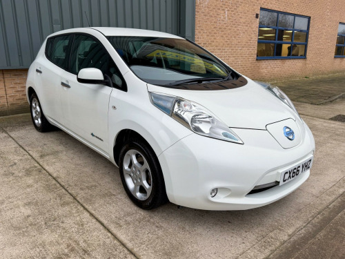 Nissan Leaf  24kWh Acenta Auto 5dr