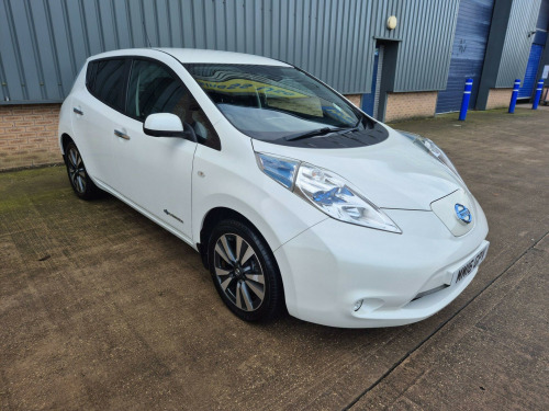 Nissan Leaf  30kWh Tekna Auto 5dr 
