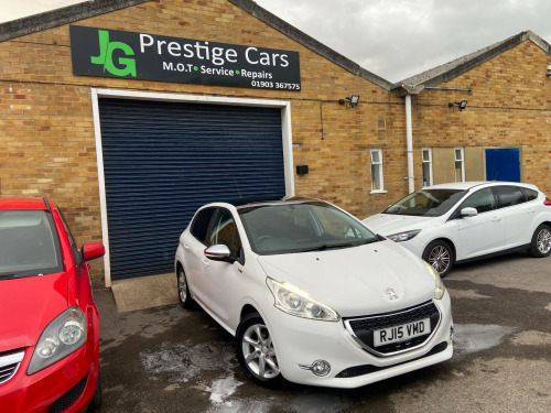 Peugeot 208  1.2 VTi PureTech Style Hatchback 5dr Petrol Manual Euro 6 (82 ps)