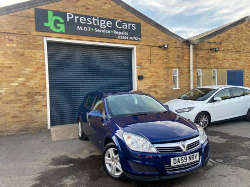 Vauxhall Astra  1.6i 16v Club Hatchback 5dr Petrol Manual (155 g/km, 113 bhp)