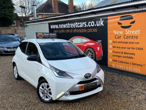 Toyota AYGO  1.0 VVT-i x-pure Euro 6 5dr