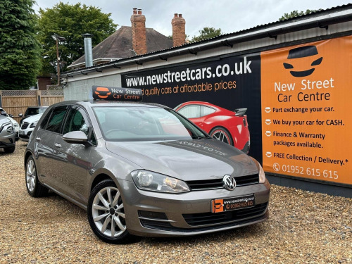 Volkswagen Golf  2.0 TDI BlueMotion Tech GT Euro 5 (s/s) 5dr