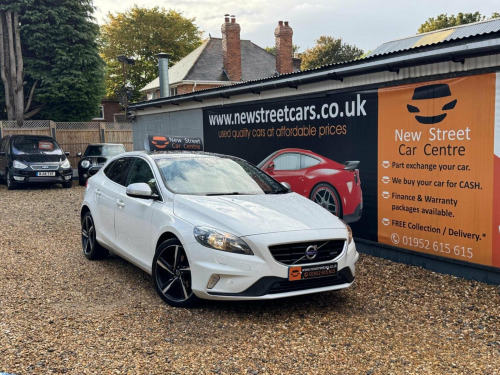 Volvo V40  1.6 T2 R-Design Euro 5 (s/s) 5dr