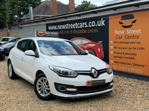 Renault Megane  1.6 VVT Dynamique TomTom Euro 5 5dr