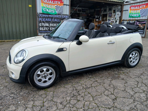 MINI Convertible  1.6 Cooper Convertible 2dr Petrol Manual Euro 6 (s/s) (122 ps)