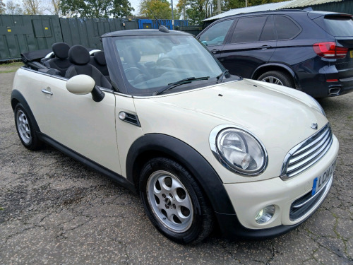 MINI Convertible  1.6 Cooper Convertible 2dr Petrol Manual Euro 6 (s/s) (122 ps)