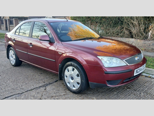 Ford Mondeo  1.8 LX Hatchback 5dr Petrol Manual (182 g/km, 123 bhp)