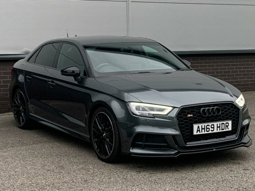 Audi S3  2.0 TFSI Black Edition S Tronic quattro Euro 6 (s/s) 4dr