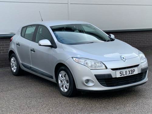 Renault Megane  1.6 16V Bizu Euro 5 5dr