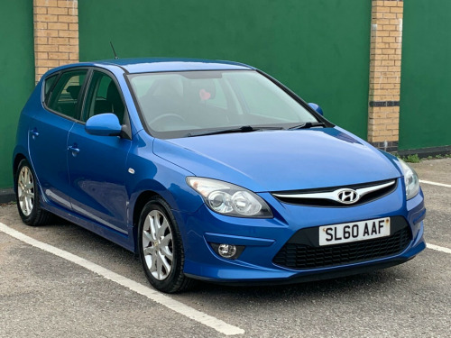 Hyundai i30  1.6 Comfort Euro 5 5dr