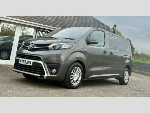 Toyota Proace  1.5D Shuttle Medium MPV MWB Euro 6 (s/s) 5dr (9 Seat)