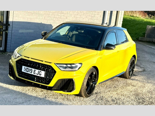 Audi A1  1.5 TFSI 35 S line Contrast Edition Sportback S Tronic Euro 6 (s/s) 5dr 