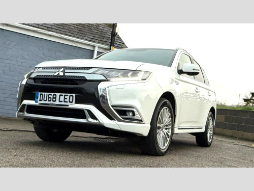 Mitsubishi Outlander  2.4h TwinMotor 13.8kWh 4h CVT 4WD Euro 6 (s/s) 5dr 