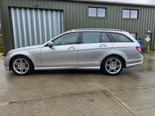 Mercedes-Benz C-Class C220 2.1 C220 CDI BlueEfficiency Sport Estate 5dr Diesel Auto Euro 5 (170 ps) 
