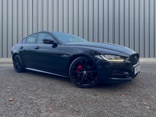 Jaguar XE  2.0d R-Sport Saloon 4dr Diesel Auto Euro 6 (s/s) (