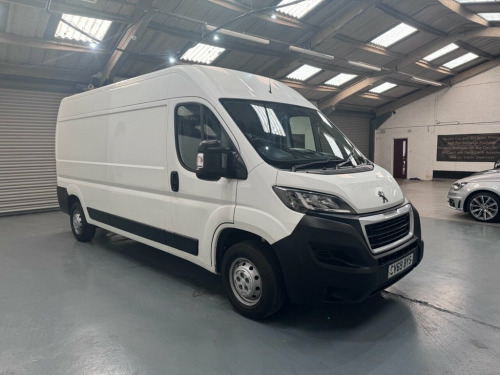 Peugeot Boxer  2.2L BLUEHDI 335 L3H2 PROFESSIONAL P/V 0d 139 BHP 