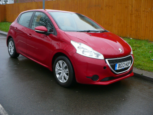 Peugeot 208  ACCESS PLUS 5-Door