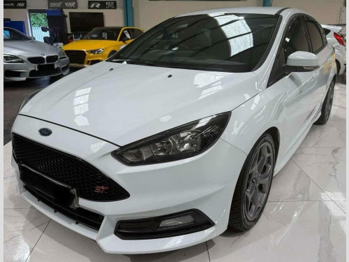 Ford Focus  2.0 TDCi ST-2 Euro 6 (s/s) 5dr