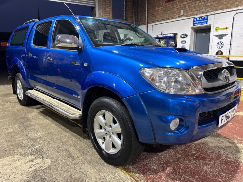 Toyota Hi-Lux  Invincible 2010 D/Cab PickUp 3.0 D-4D 4WD 171 Auto