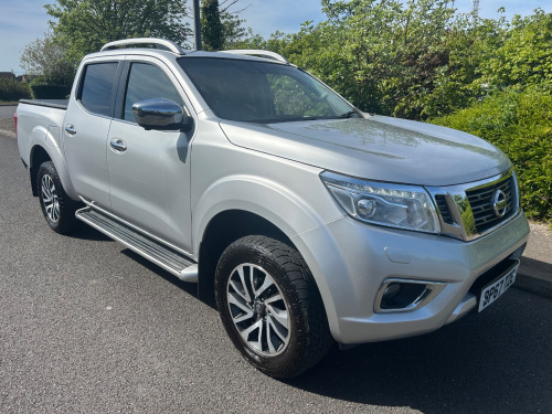 Nissan Navara  Double Cab Pick Up Tekna 2.3dCi 190 4WD Auto