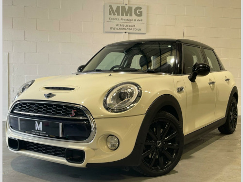 MINI Hatch  2.0 Cooper SD Euro 6 (s/s) 5dr