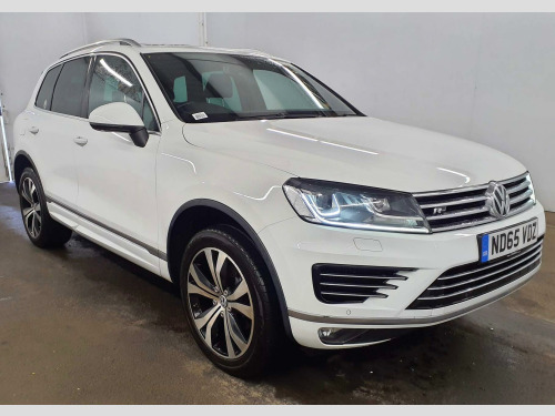 Volkswagen Touareg  3.0 TDI V6 BlueMotion Tech R-Line Tiptronic 4WD Euro 6 (s/s) 5dr