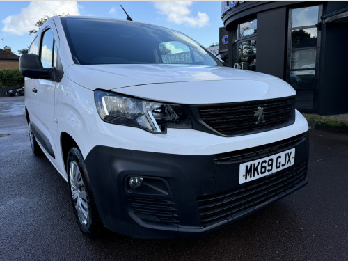 Peugeot Partner  1.5 BlueHDi 1000 Professional Standard Panel Van 5dr Diesel Manual SWB Euro