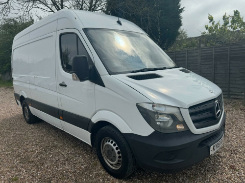 Mercedes-Benz Sprinter  2.1 313 CDi RWD L2 4dr