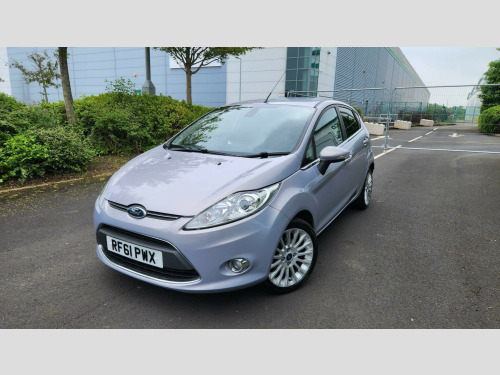 Ford Fiesta  1.4 Titanium 5dr