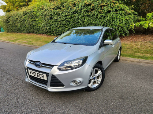 Ford Focus  1.6 Zetec Euro 5 5dr