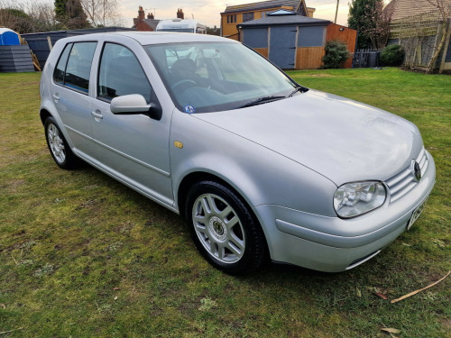 Volkswagen Golf  2.3 V5 5dr Auto