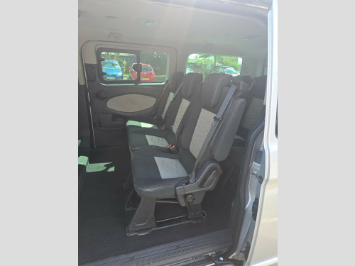 Ford Tourneo Custom  TOURNEO CUSTOM 300 LTD E-