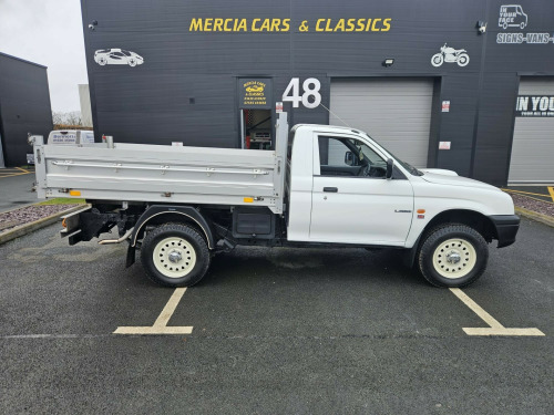 Mitsubishi L200  Tilt Bed Pickup 