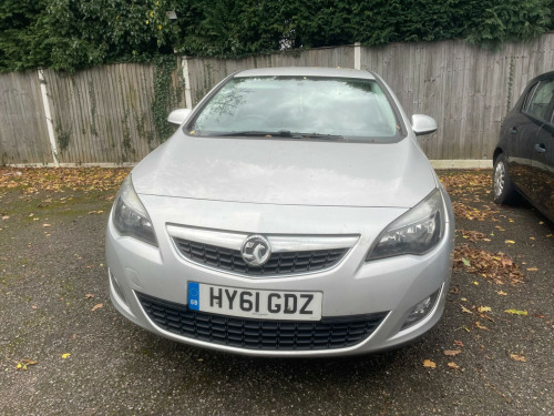 Vauxhall Astra  1.6 16v SRi Euro 5 5dr